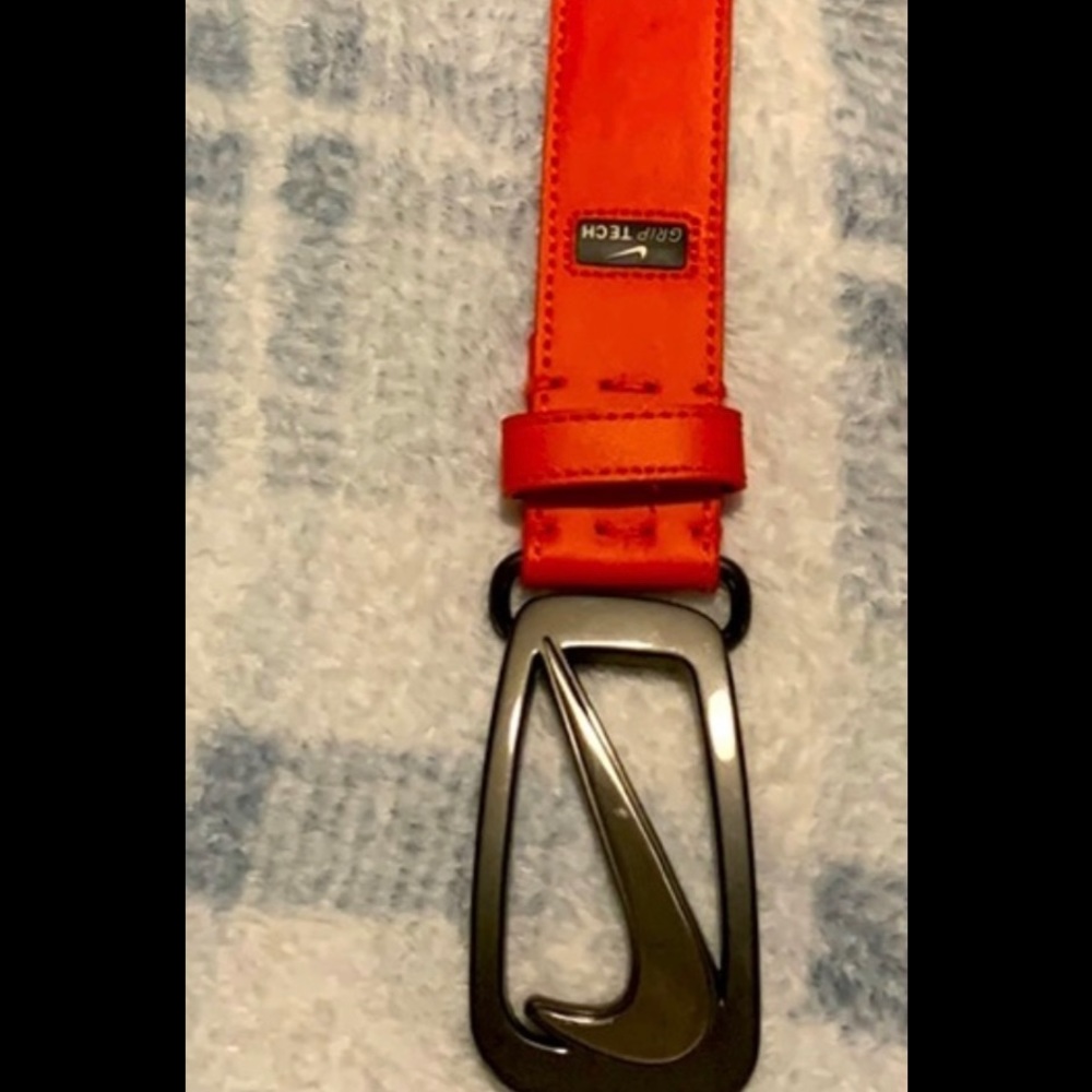 Nike Golf Men’s Orange Leather Belt 32” logo buckle 🔥🏌🏼‍♂️⛳️